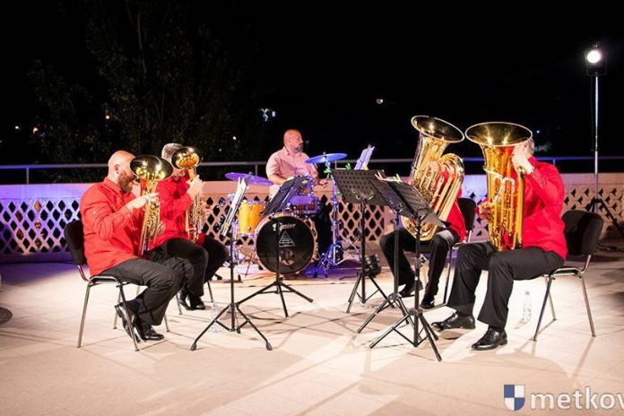 kvartet-tuba-7_edited