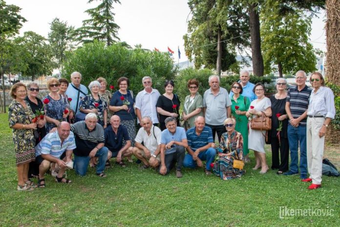 generacija 10 gimnazija060822_2