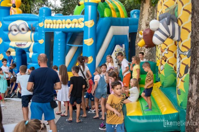 napuhanci260822