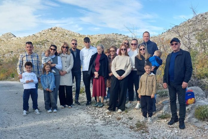 drijen-spomenik-buuljubasic-rebac-kuran-babic (2a)