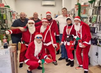 Ciklomarzovi u akciji: podijeli su 10 kilograma bombona!