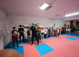 USPJEŠAN ZAVRŠETAK GODINE: Karate klub „Knez Domagoj“ Metković proslavio nove pojaseve i nagradio svoje članove