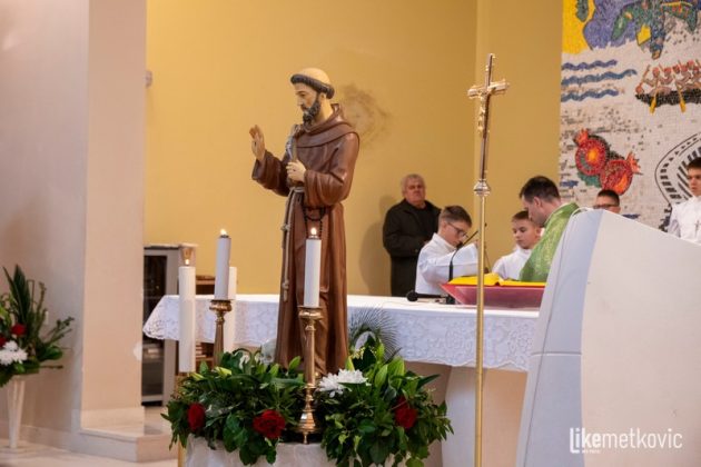 U crkvi sv. Franje Asiškoga na Kladi otvorena franjevačka jubilarna godina