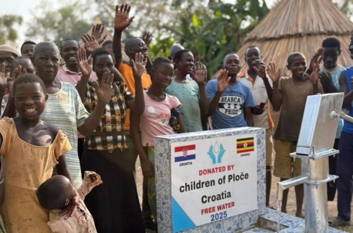 uganda-bunar-ploce1