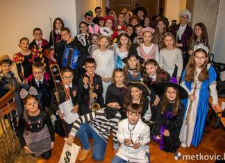 Učenici OGŠ Metković održali i “Mali koncert pod maskama”