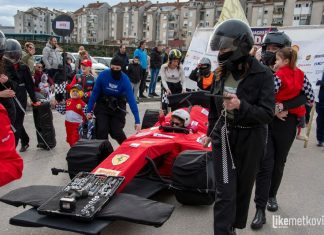 Velike maškare ispunile središte Metkovića: ekipi Ferrari Prud nagrada na najbolju masku