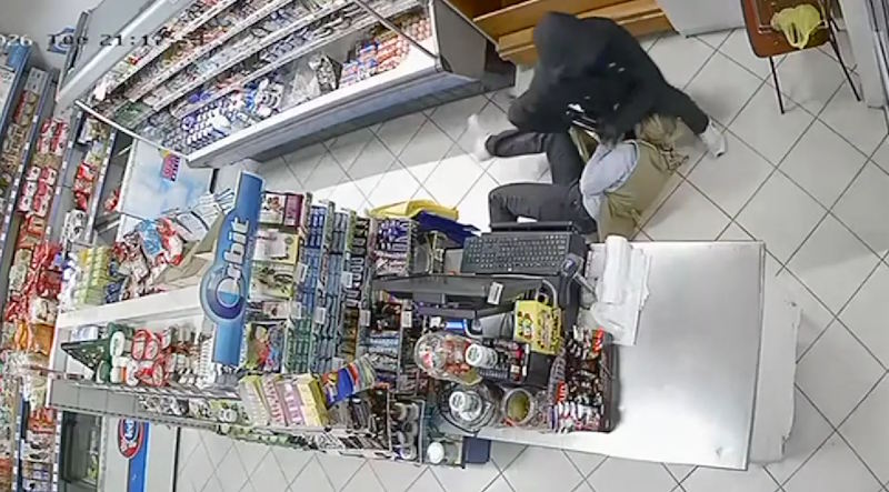 pljacka-mostar-oružje