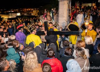FOTO/VIDEO | Veliki petak u crkvi sv. Ilije i procesija gradskim središtem