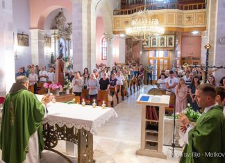 Fra Josip Ikić predvodio prvi dan duhovne obnove uoči sv. Ante