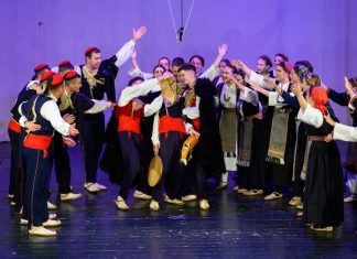„Pjesmom, plesom i srcem za Dina“: KUD Metković održao završni koncert