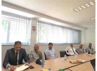Ministar Ćorić sa službenicima Carinske uprave u Pločama: tema ljetne kontrole