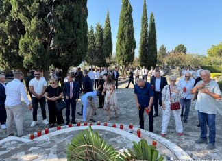 Dan grada Metkovića: položeni vijenci i upaljene svijeće u čast poginulim braniteljima