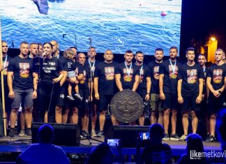 NOĆ PRVAKA Crni put uz bakljadu uplovio u Luku: slavlje do ranih jutarnjih sati