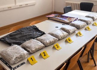 Policija kod Vrgorca zaustavila vozilo: u vrećama više od 8,5 kilograma marihuane