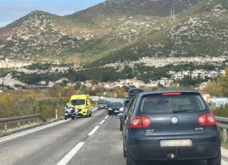 Vozači, oprezno! Prometna nesreća ma Jadranskoj magistrali kod Rogotinskog mosta